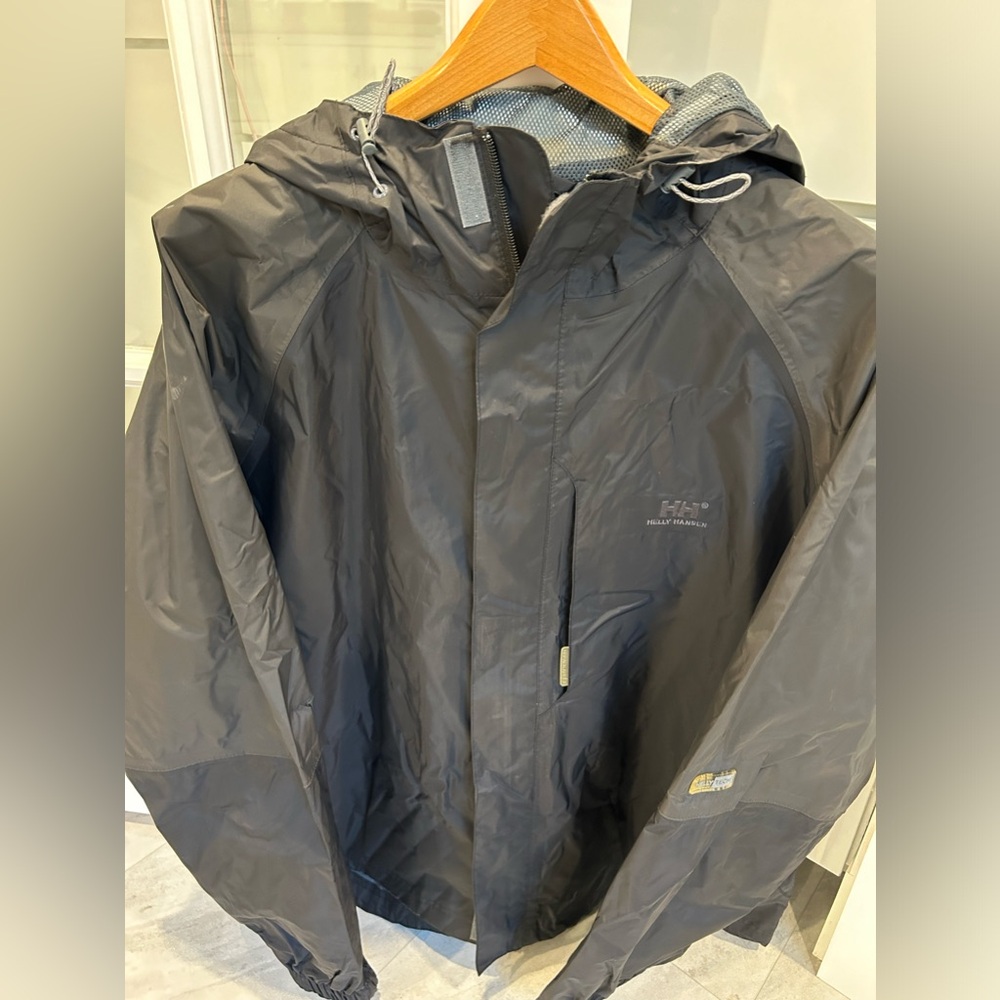 Helly Hansen Men’s Waterproof Rain Jacket Size XL